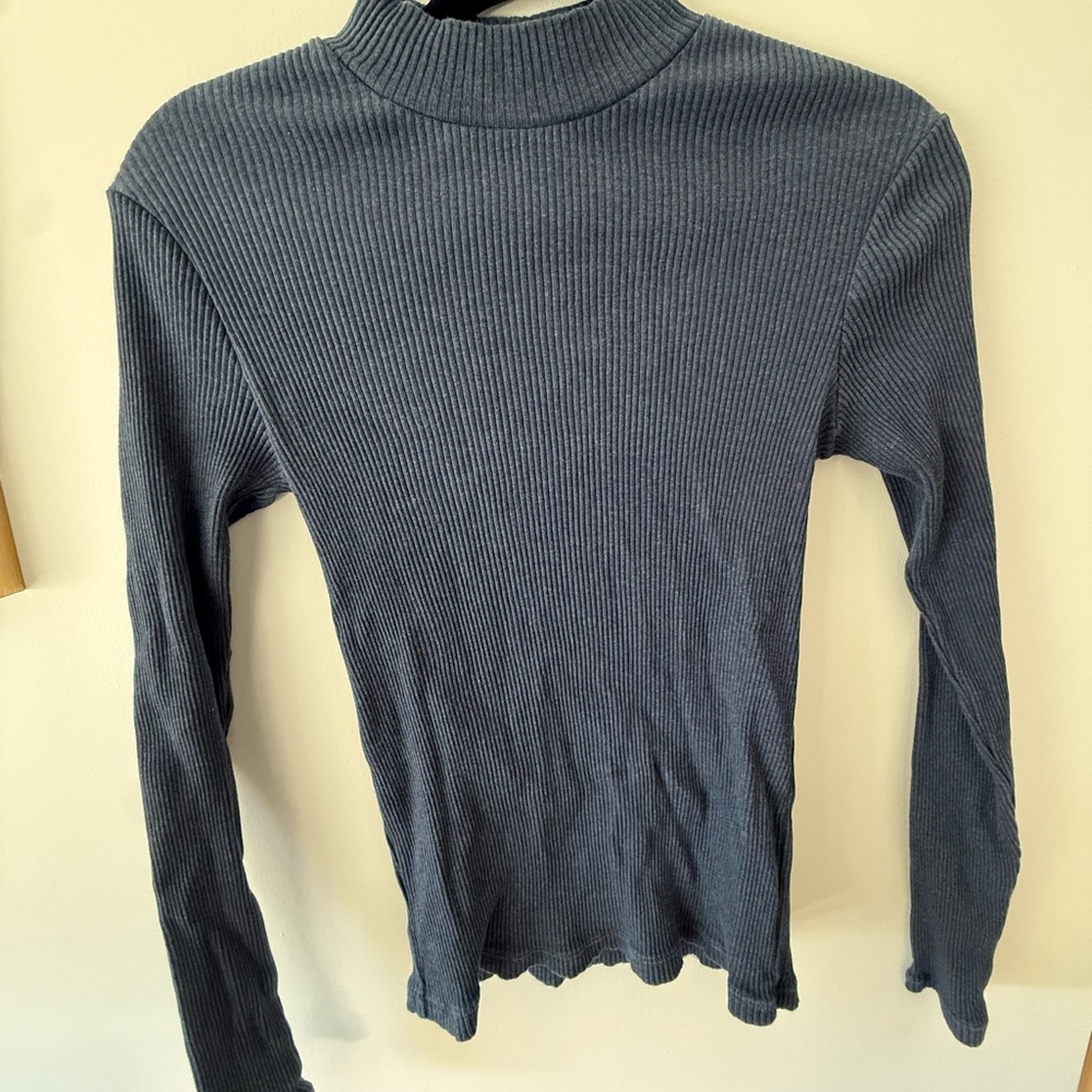 Uniqlo Blue Ribbed Fitted Long Sleeve